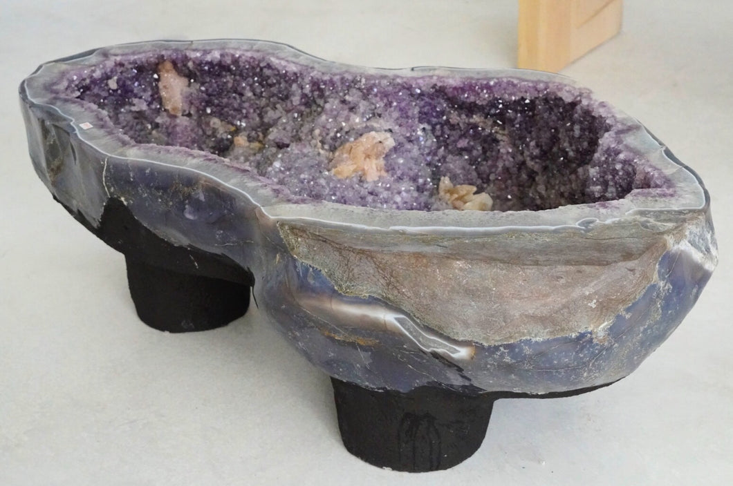 Larger Amethyst Table Museum quality